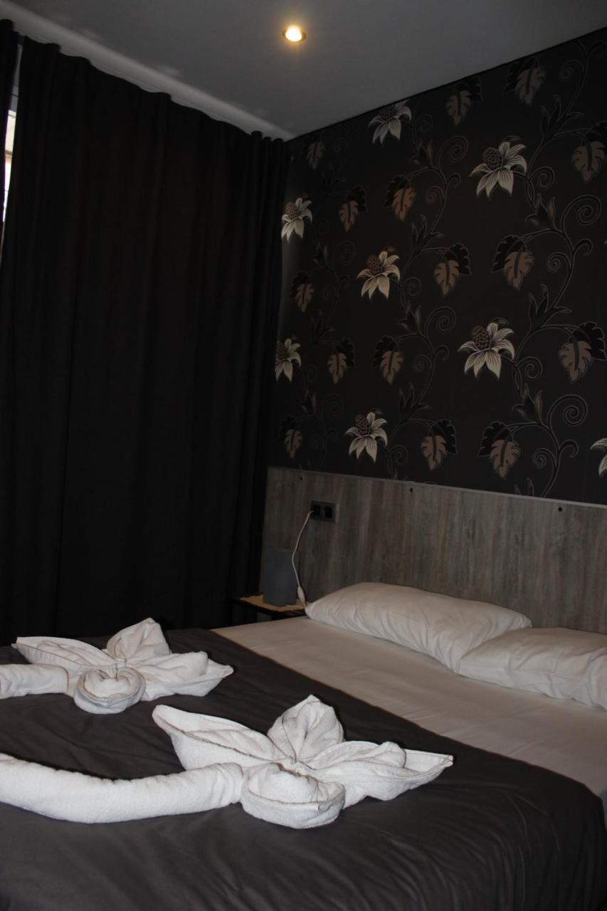Bcn Condal Hostal Барселона Екстер'єр фото