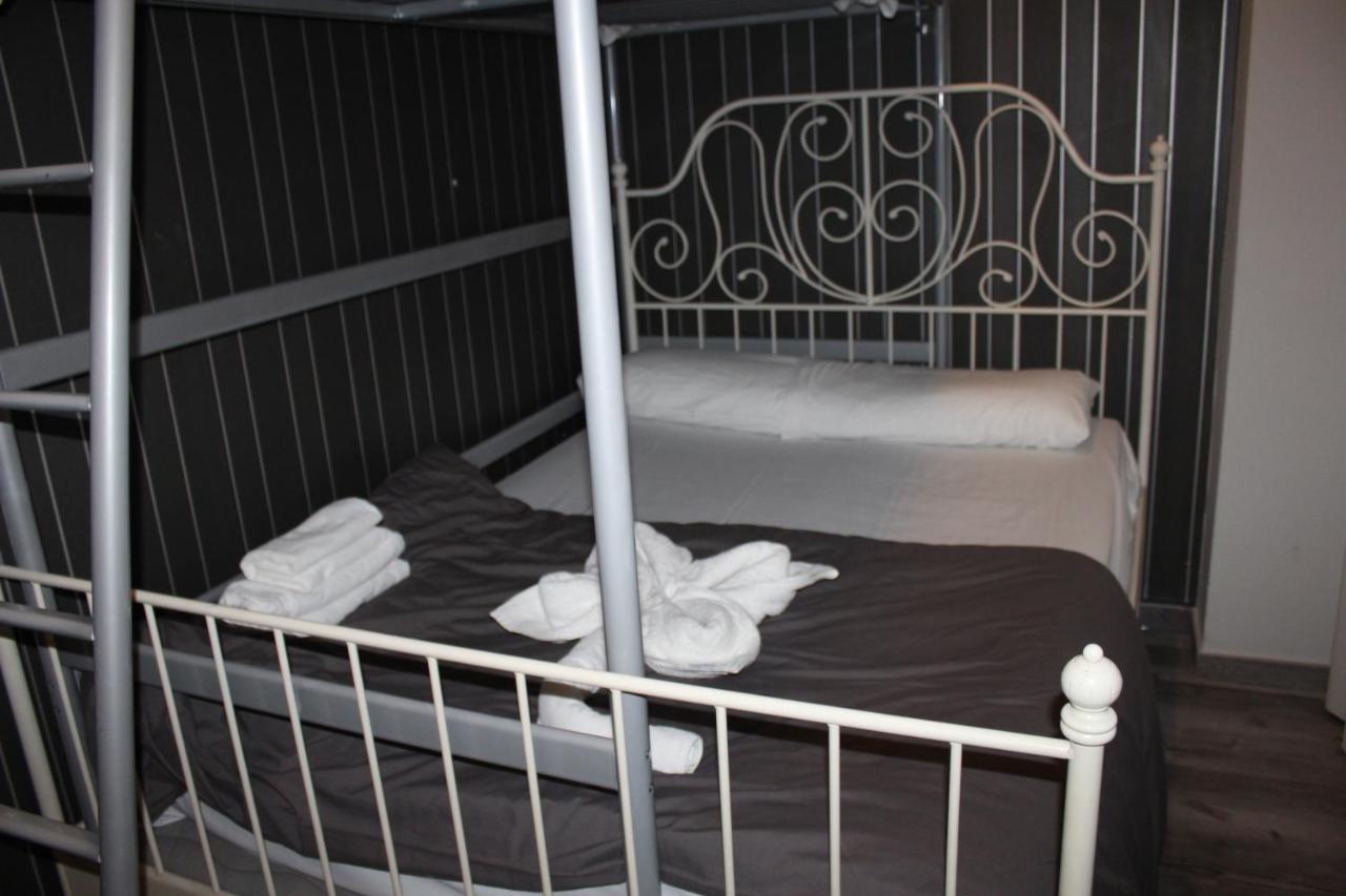 Bcn Condal Hostal Барселона Екстер'єр фото
