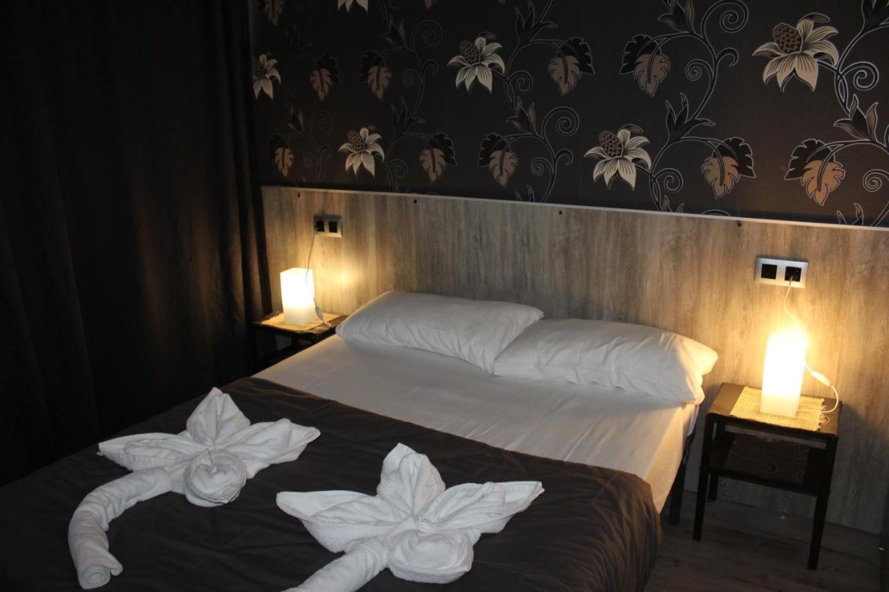 Bcn Condal Hostal Барселона Екстер'єр фото